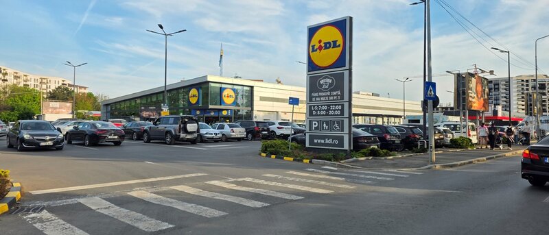 Metalurgiei- Aurel Persu, statie Stb,lidl, Kaufland, parc Arghezi,an 2013!